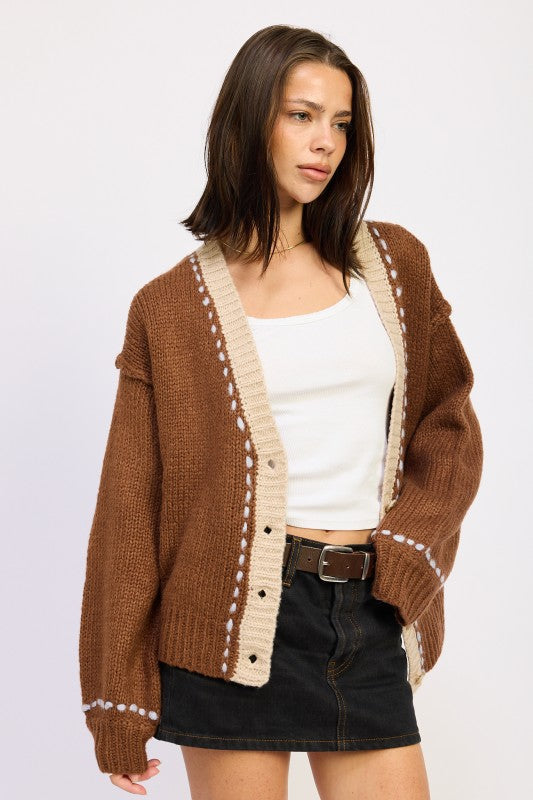 BUTTON DOWN CONTRASTED CARDIGAN